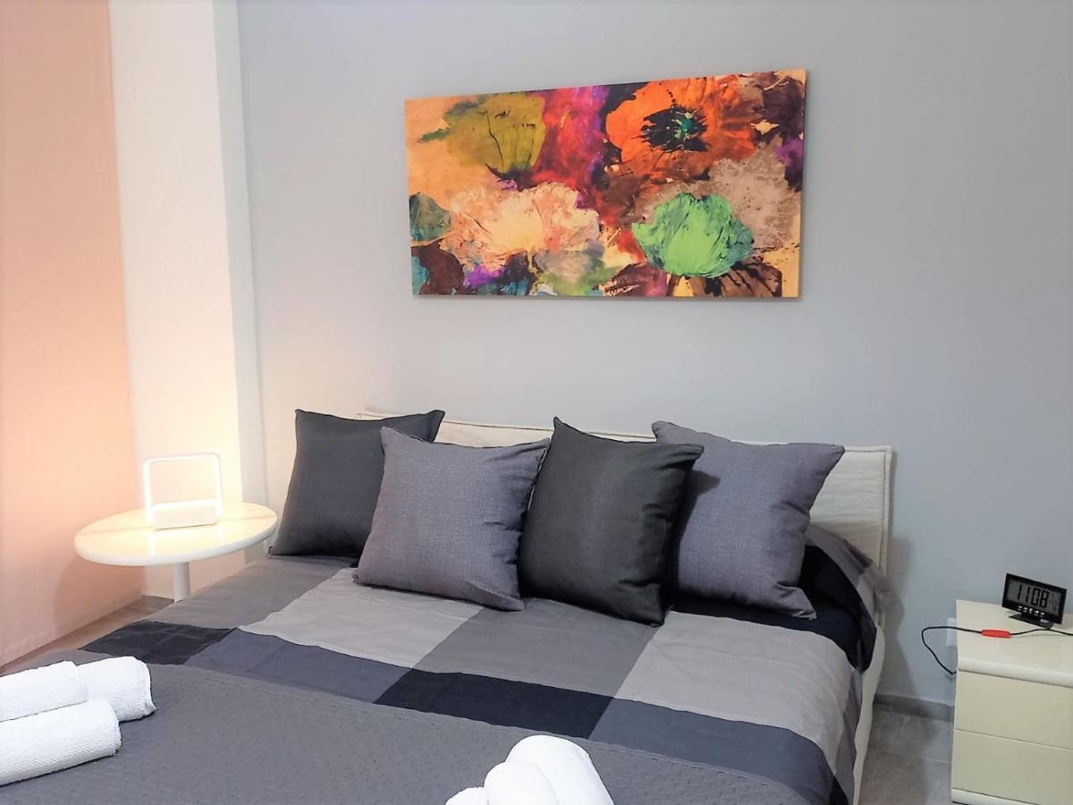 Suite Home Panorama Giardini Naxos Exterior photo