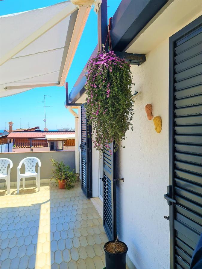 Suite Home Panorama Giardini Naxos Exterior photo