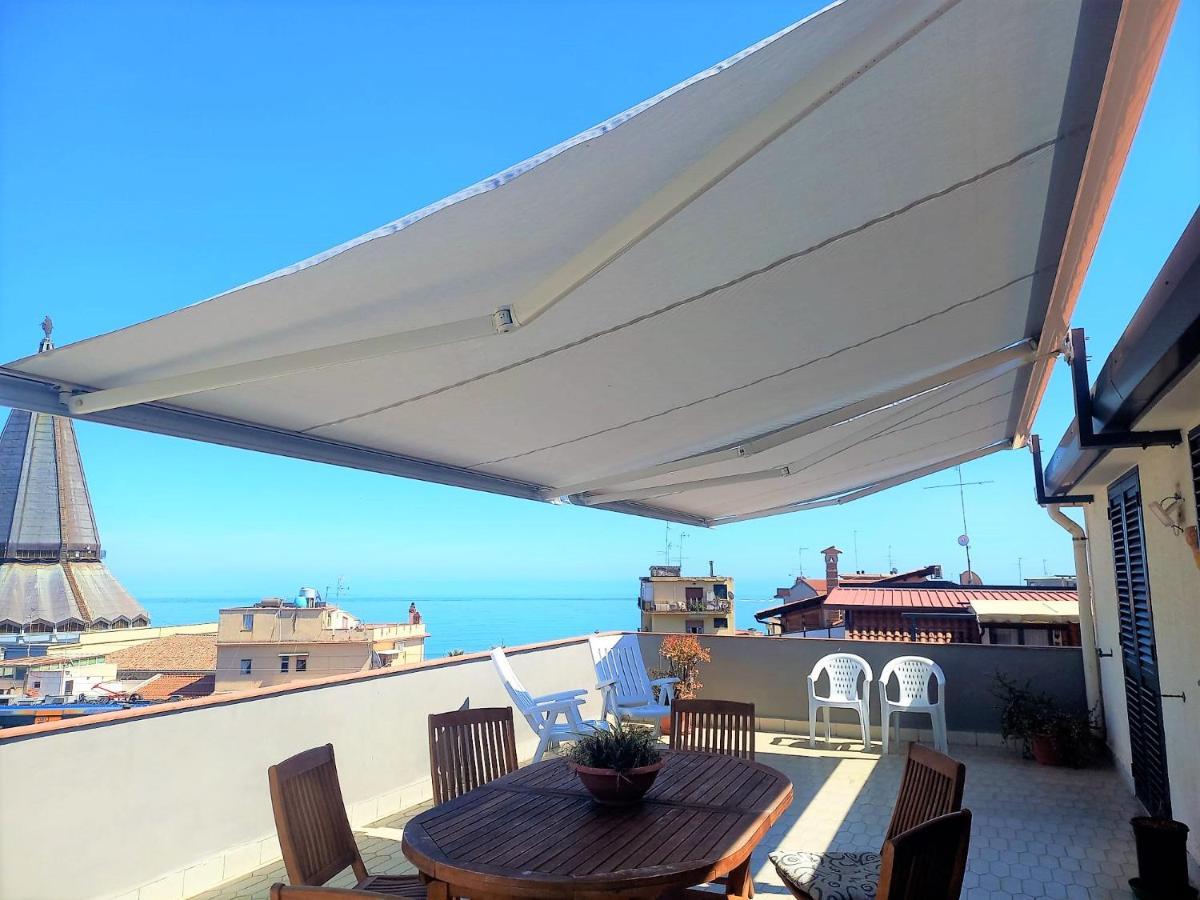 Suite Home Panorama Giardini Naxos Exterior photo