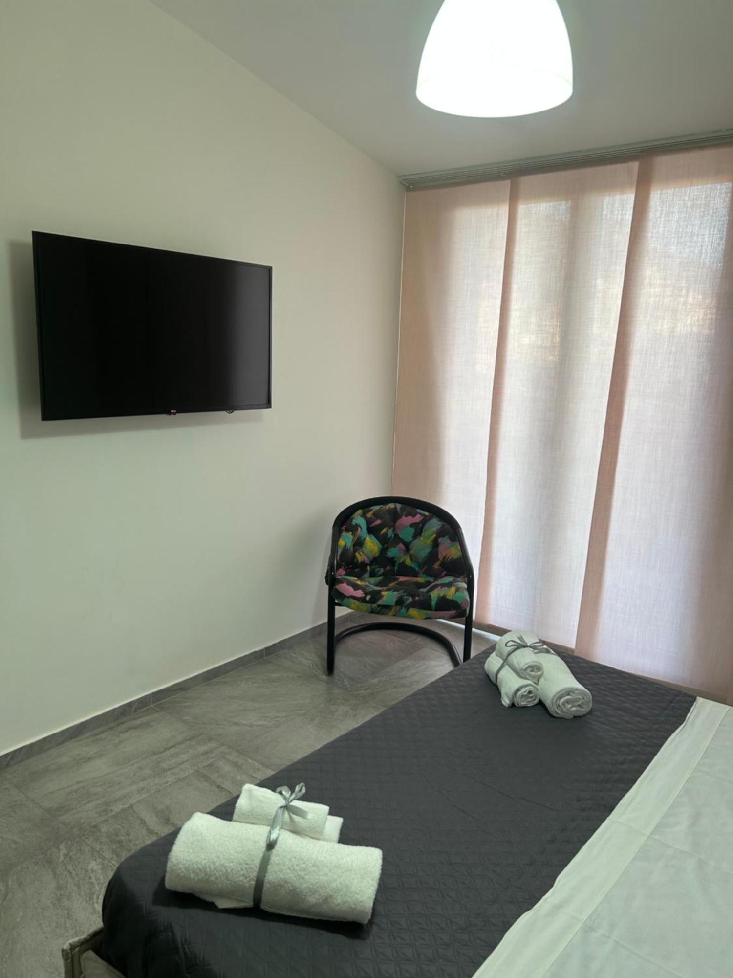 Suite Home Panorama Giardini Naxos Exterior photo